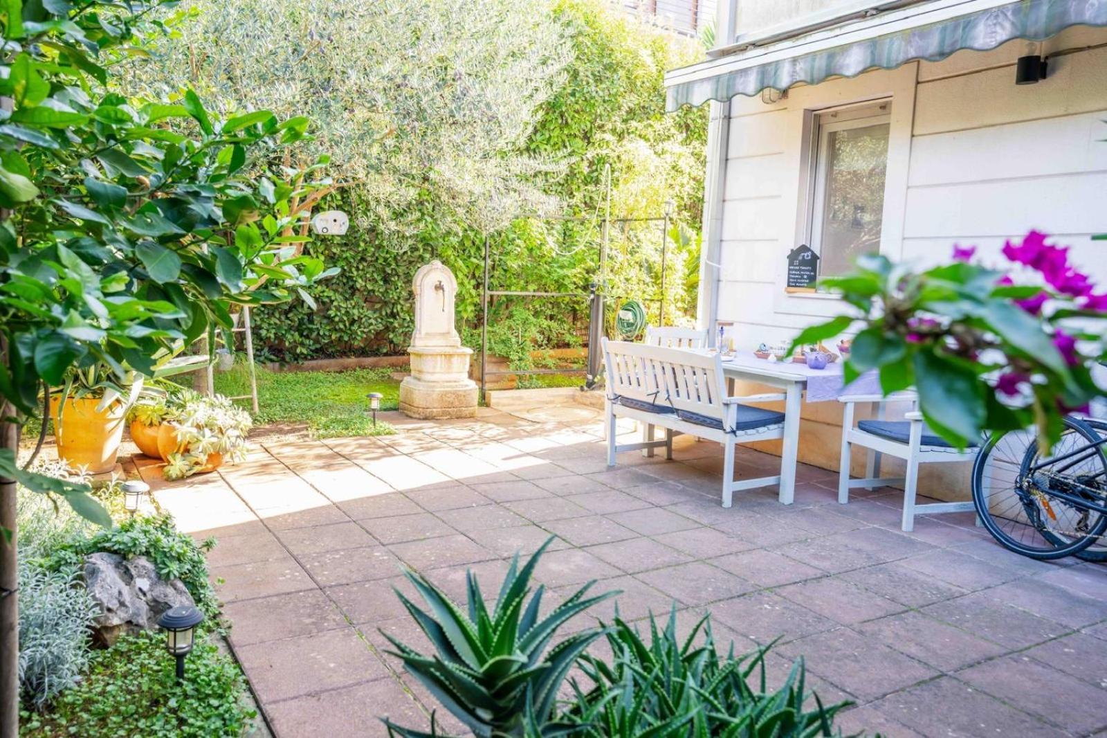 Apartment With Terrace And Garden Next To Marjan Park - 2 Free Bikes Split Exterior photo